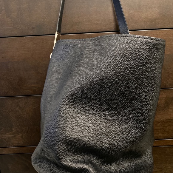 Marc Jacobs Shoulder Bag - Picture 2 of 6